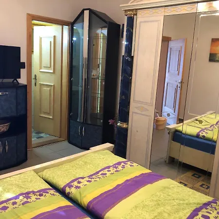 Apartment Apartmanhaz