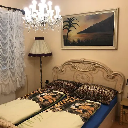 Apartment Apartmanhaz *